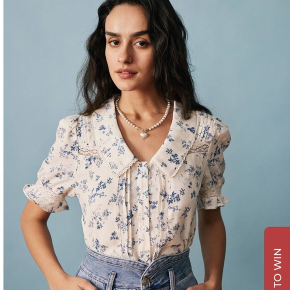 SIZE LARGE The Lace Spliced Pleated Floral Shirt - Picture 2 of 4